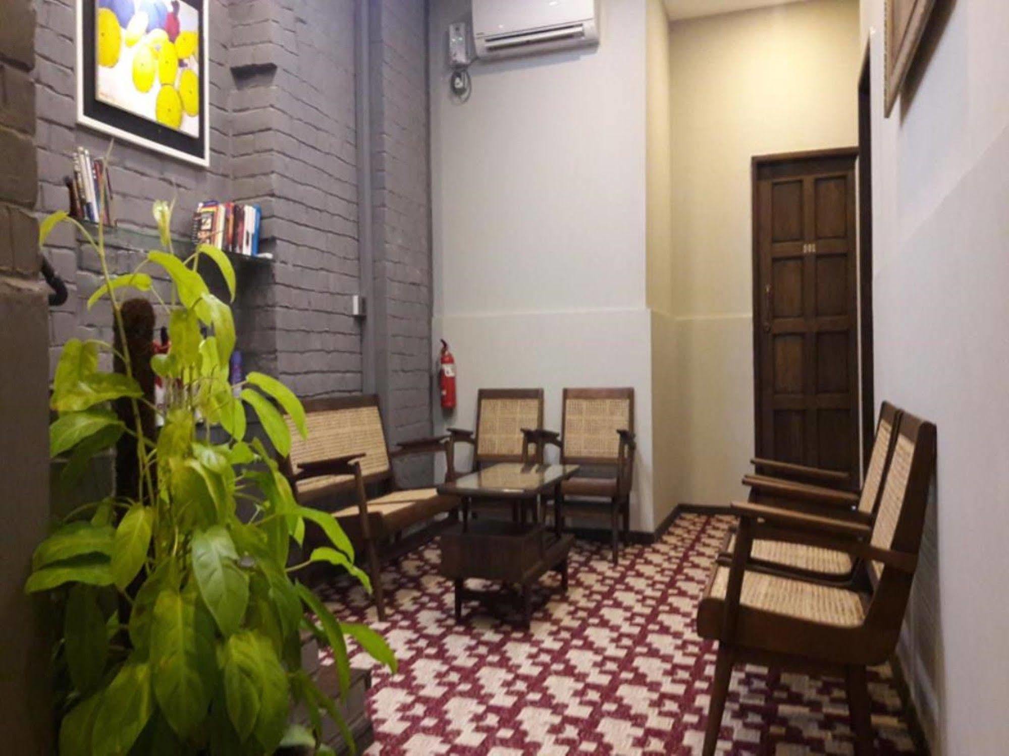 仰光传统酒店 外观 照片